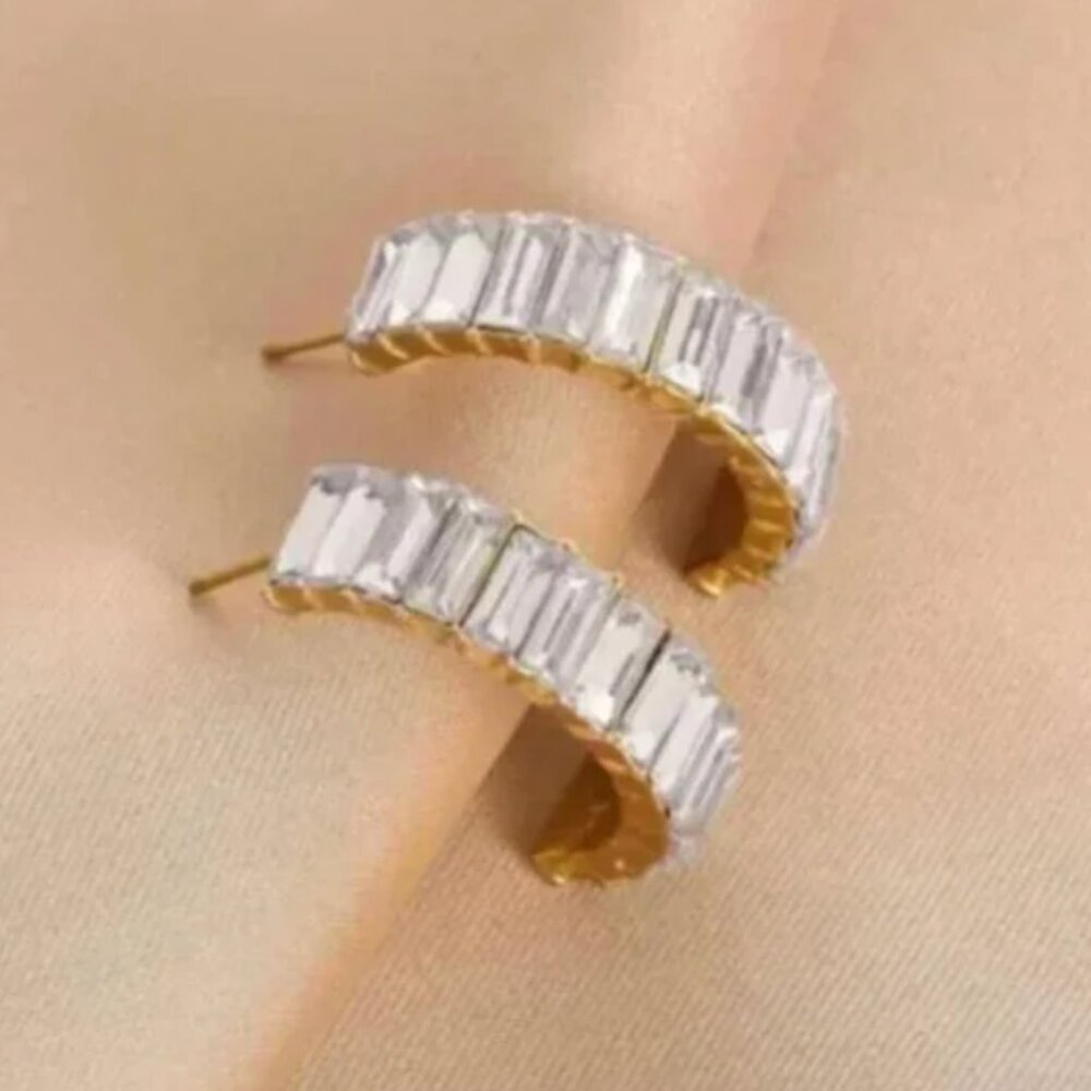 ⭐️❤️ FREE Baguette Hoop Rhinestone Chic Girly Classy Party Elegant Moon Earrings